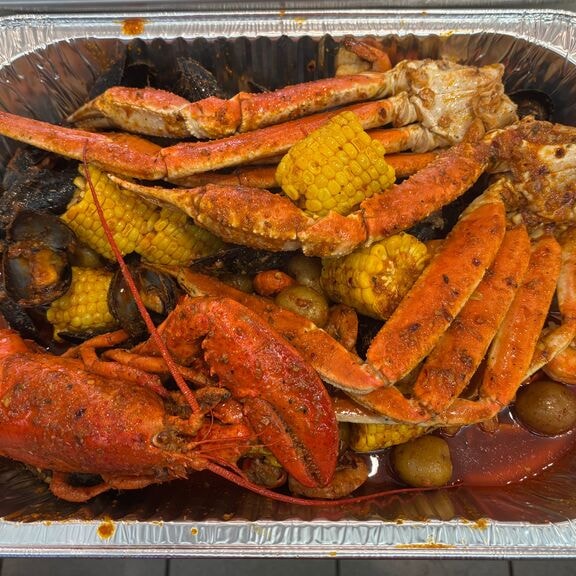 Lobster & Snow Crab Special